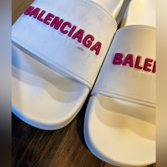 Balenciaga Pool Slides - Picture 2 of 13